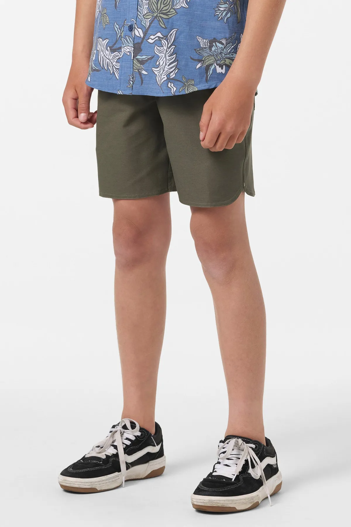 Bottoms^O'Neill Boy's Utility Scallop Hybrid 16" Hybrid Shorts - | army