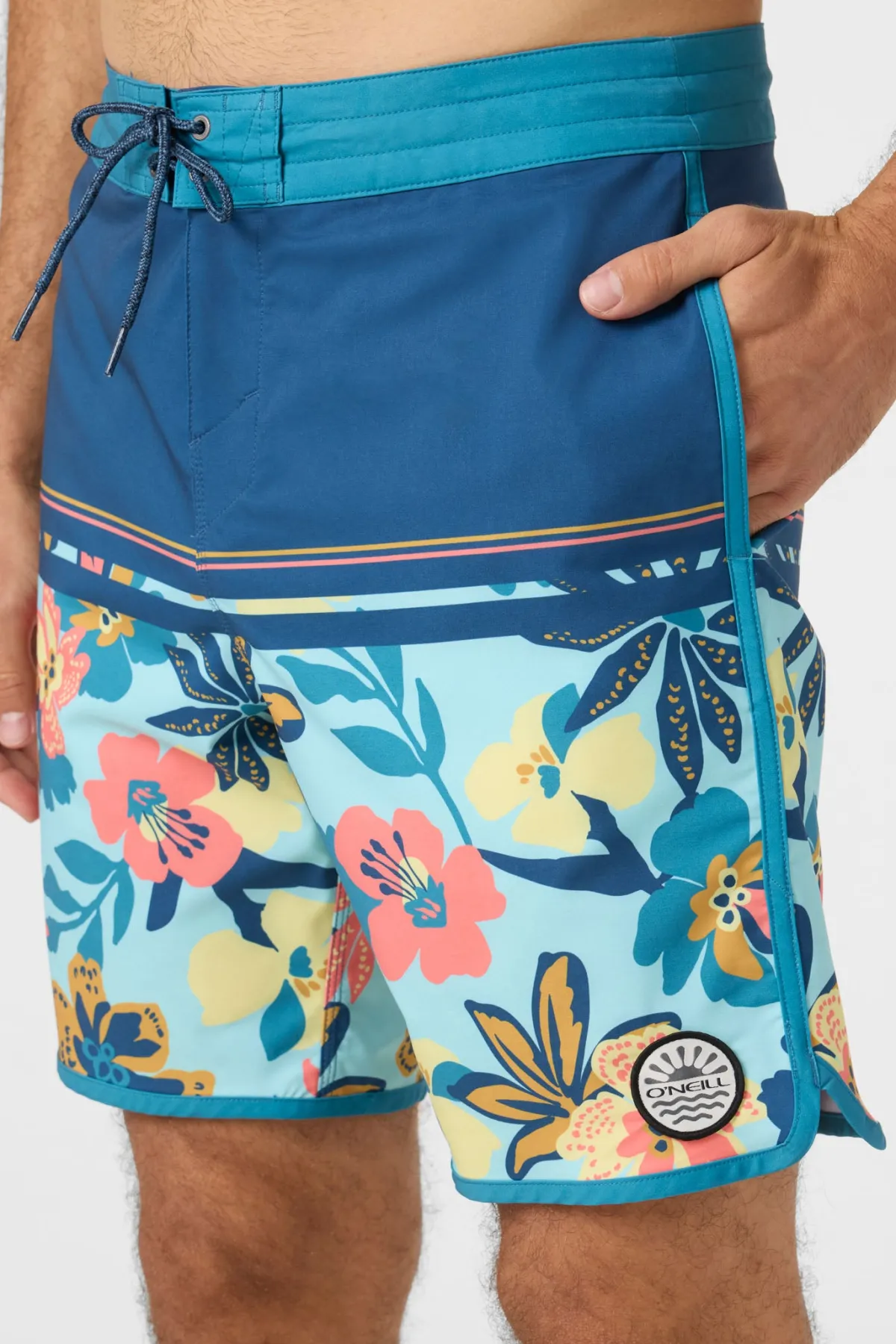 Short Length^O'Neill Cruzer Scallop 18" Boardshorts - | indigo
