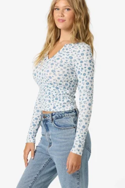 Tops^O'Neill Gaia Primrose Long Sleeve Top winter white