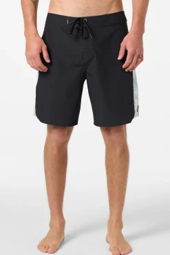 Mid Length^O'Neill Hyperfreak Tech Panel 18" Boardshorts black