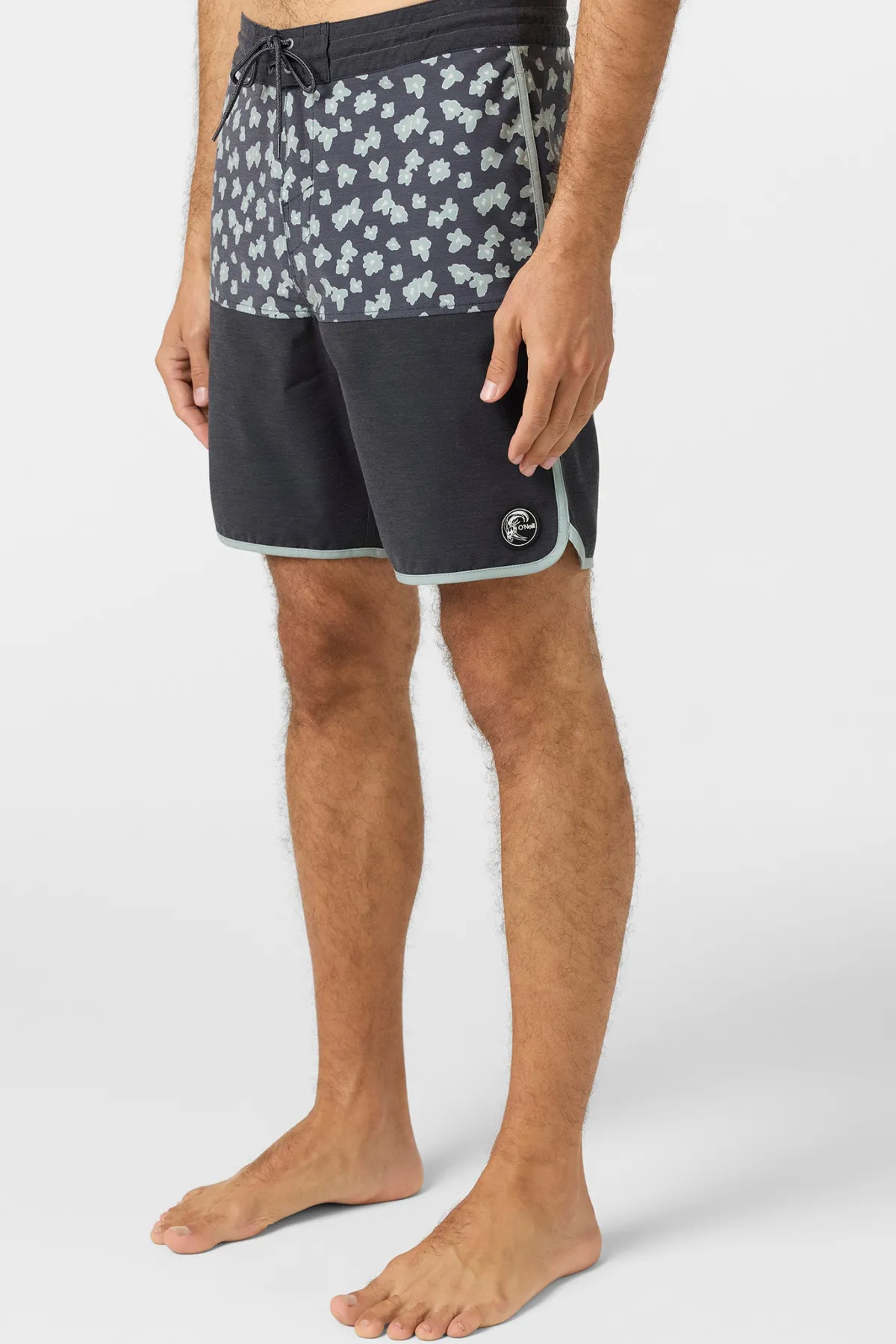 Short Length^O'Neill O'Riginals Block Scallop Cruzer 18" Boardshorts - | black