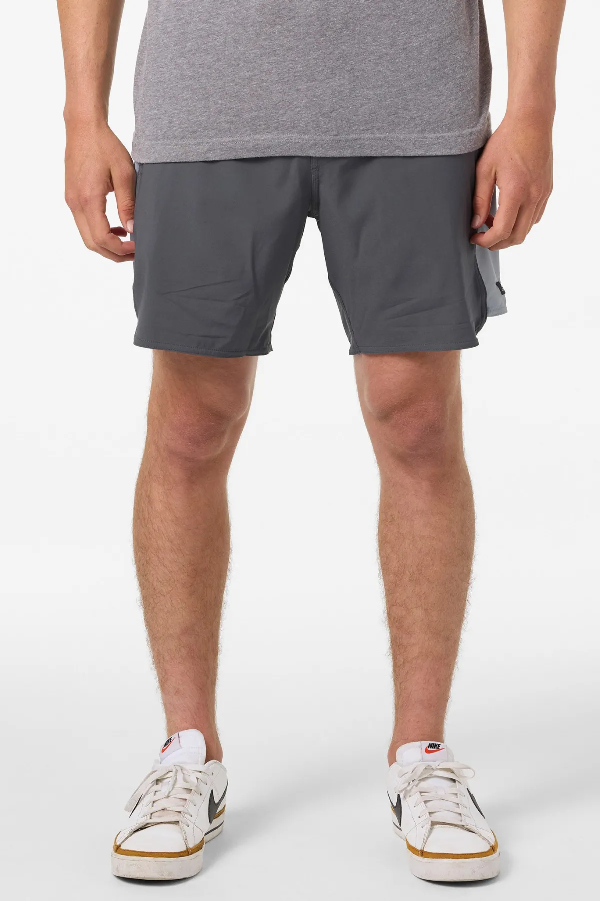 Shorts^O'Neill Perform Light Tech Panel Lined Elastic Waist 17" Hybrid Shorts - | graphite