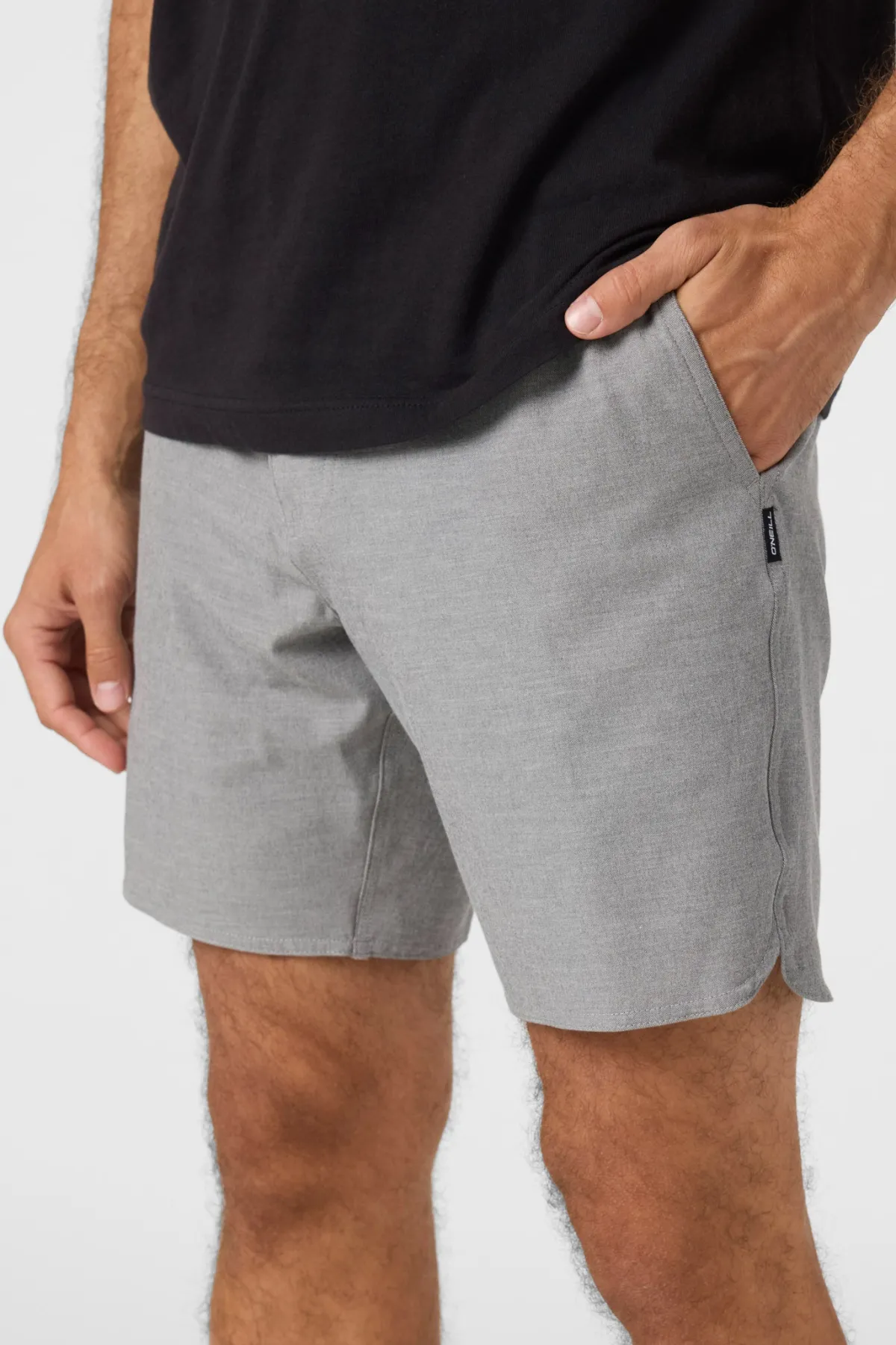 Shorts^O'Neill Reserve Light Check Scallop Elastic Waist 18" Hybrid Shorts - | graphite
