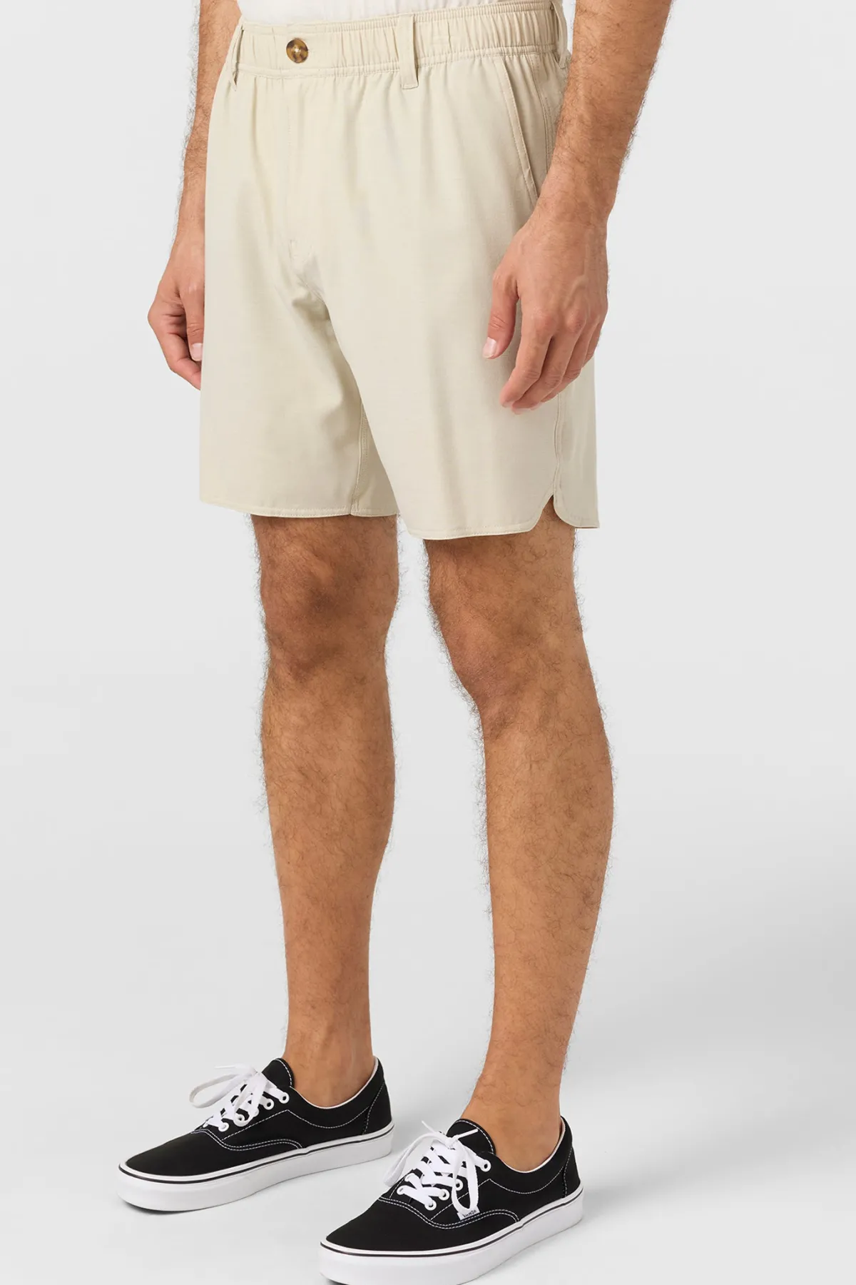Shorts^O'Neill Reserve Light Check Scallop Elastic Waist 18" Hybrid Shorts - | lt khaki