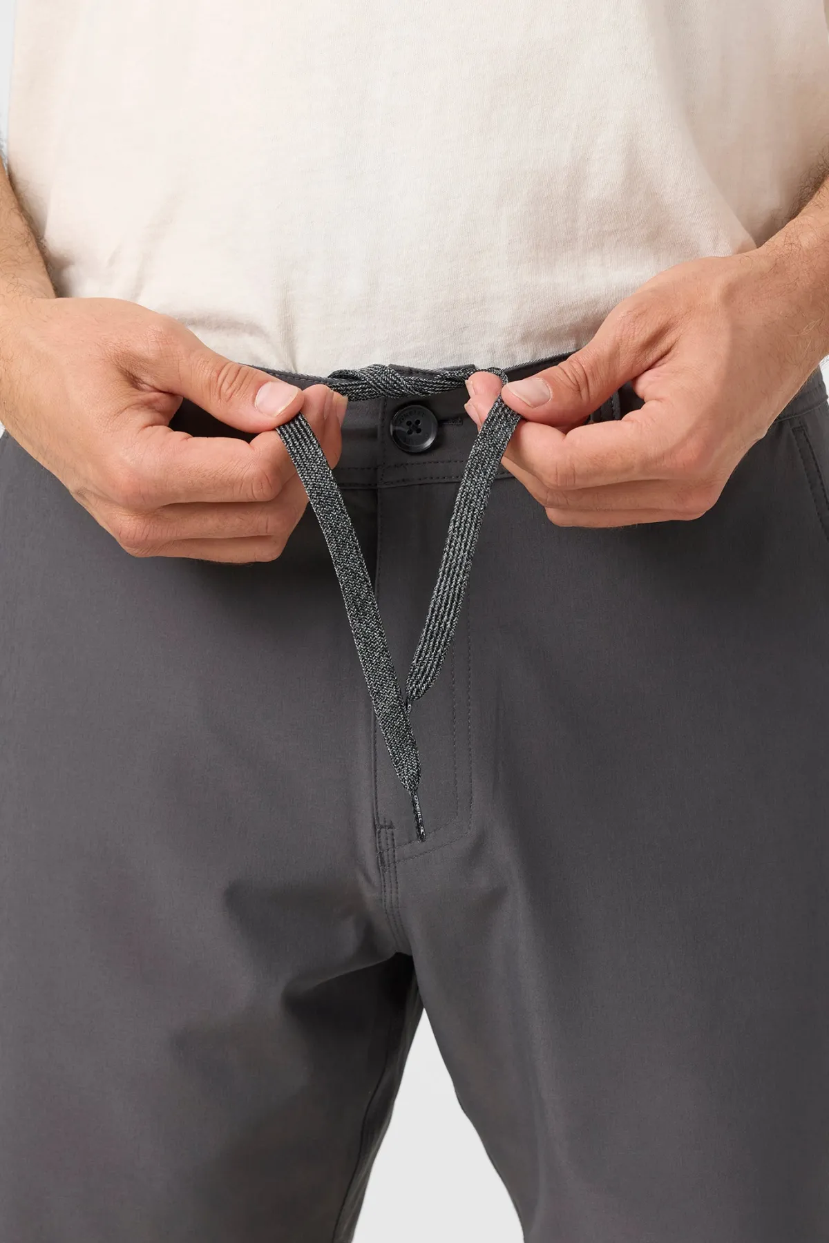 Shorts^O'Neill Reserve Solid 17" Hybrid Shorts - | graphite