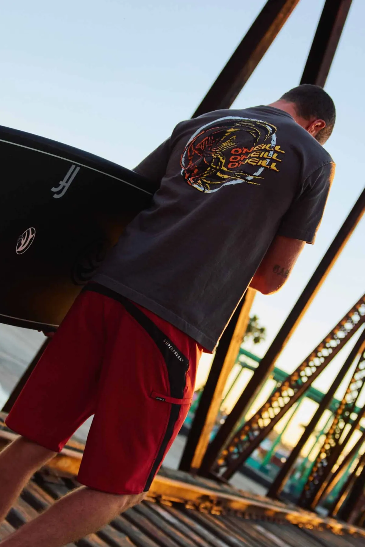 Performance|New Arrivals^O'Neill Superfreak Solid 21" Boardshorts red